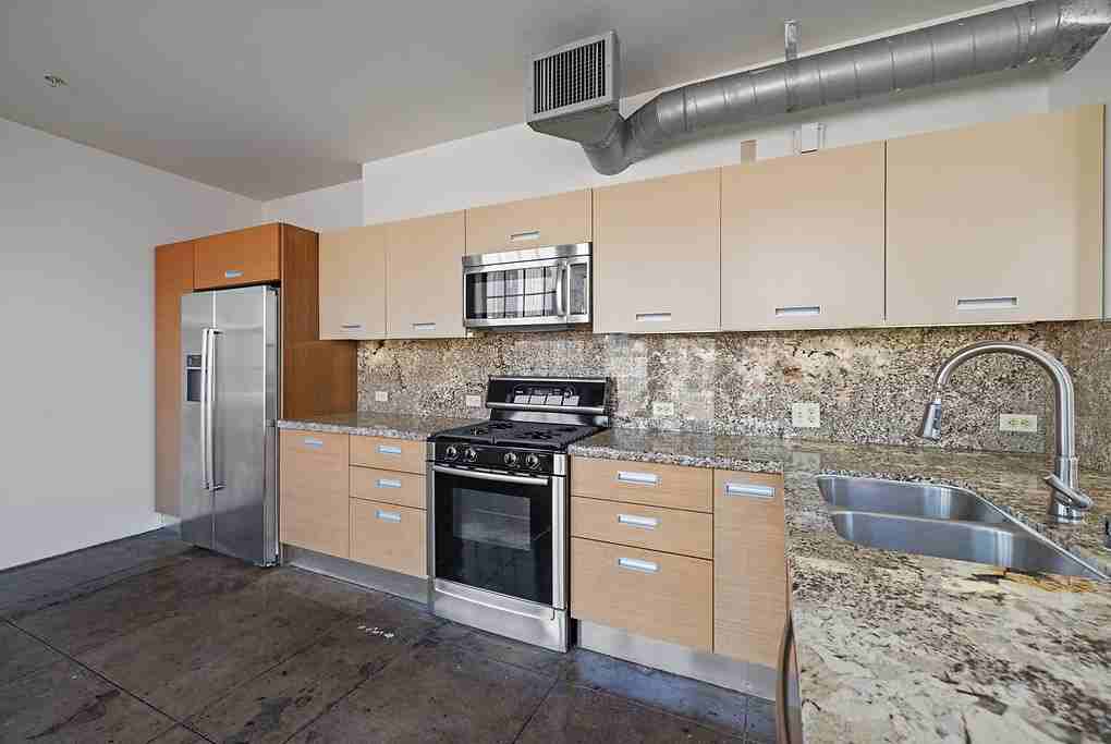 Santee Court - Photo 6 of 87