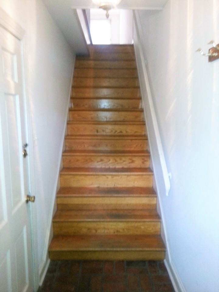 809 E Capitol St Se #1 - Photo 3 of 15