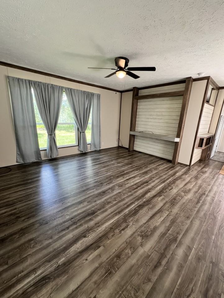 1438 Mountain Valley Rd #1 - Photo 4 of 30