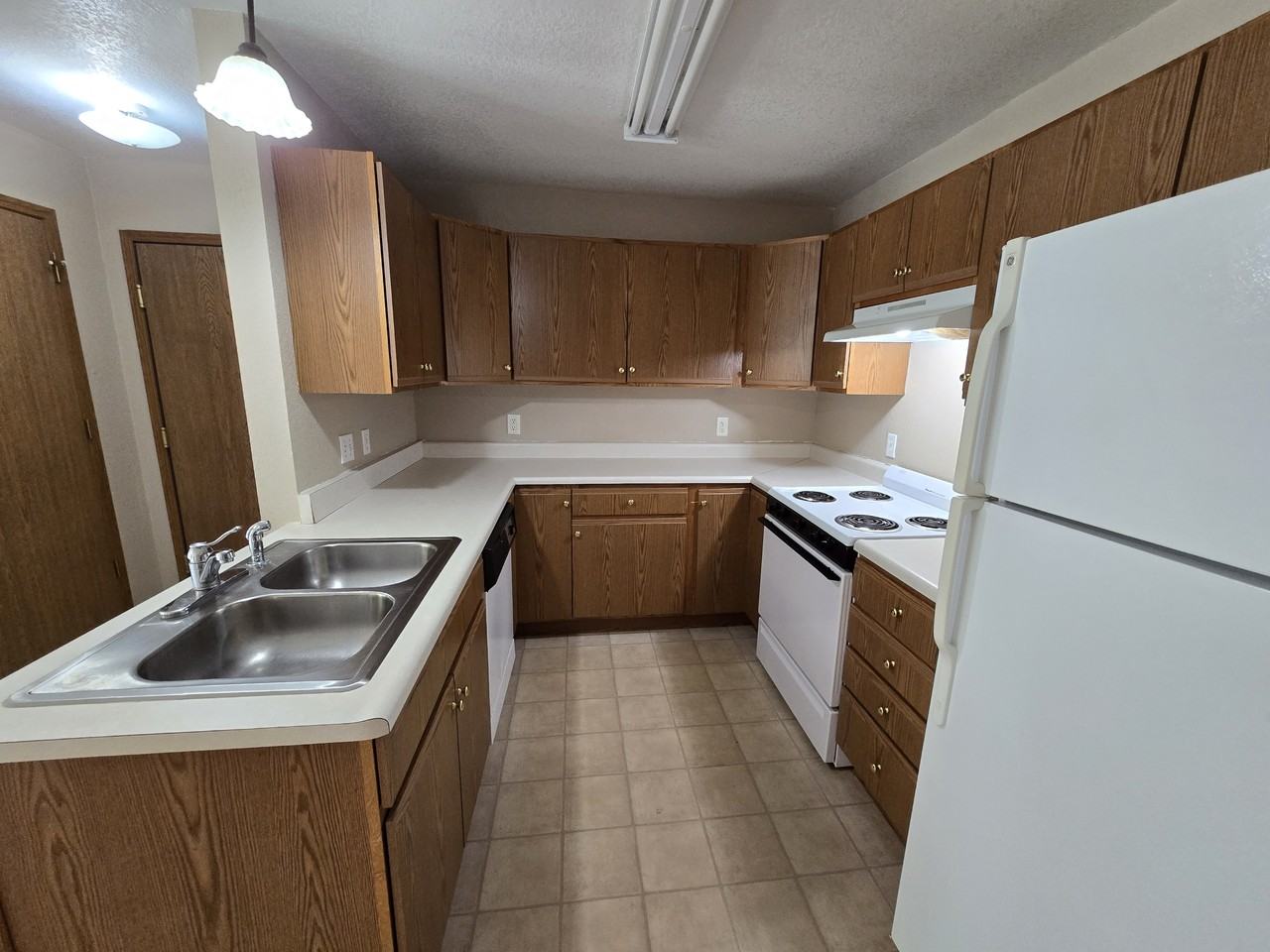 619 Johnson St #1 - Photo 6 of 19