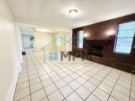 featured image of 307 Bryan St #C