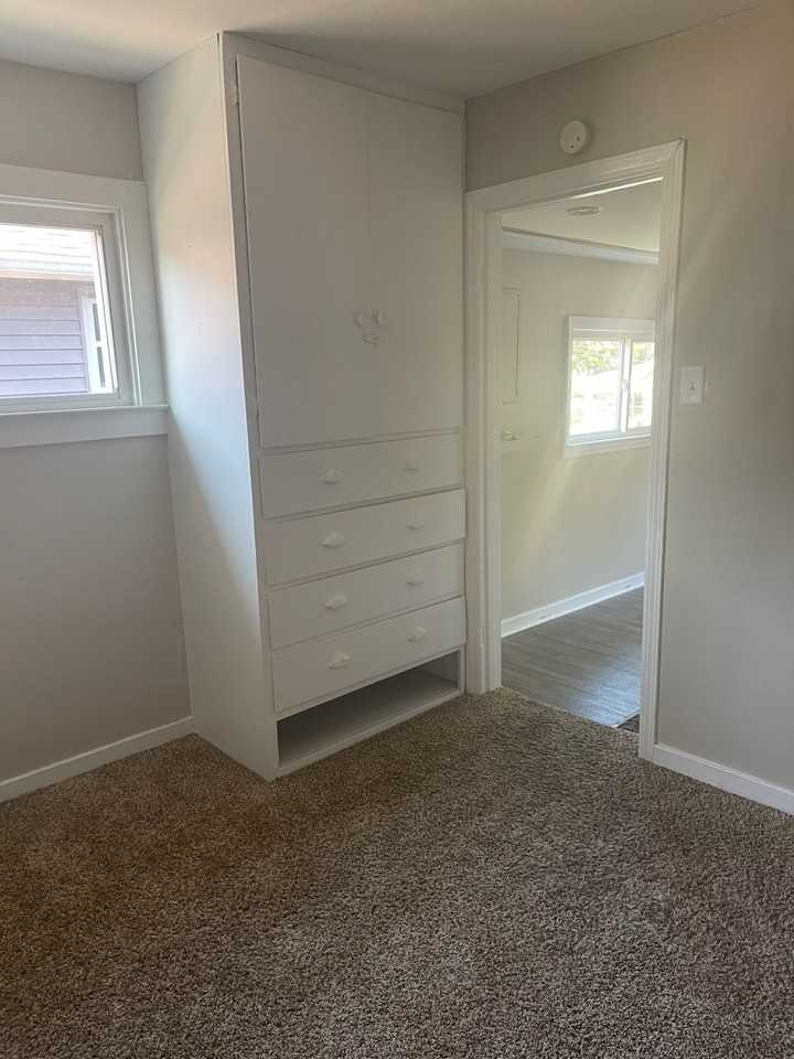 134 Perry St #3 - Photo 2 of 8