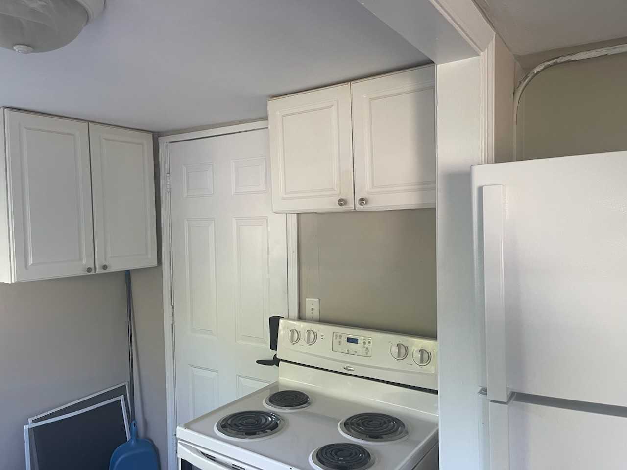 134 Perry St #3 - Photo 7 of 8