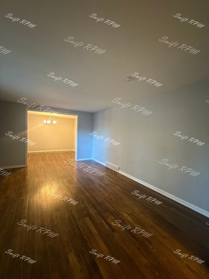9805 Carter Dr #1 - Photo 2 of 31