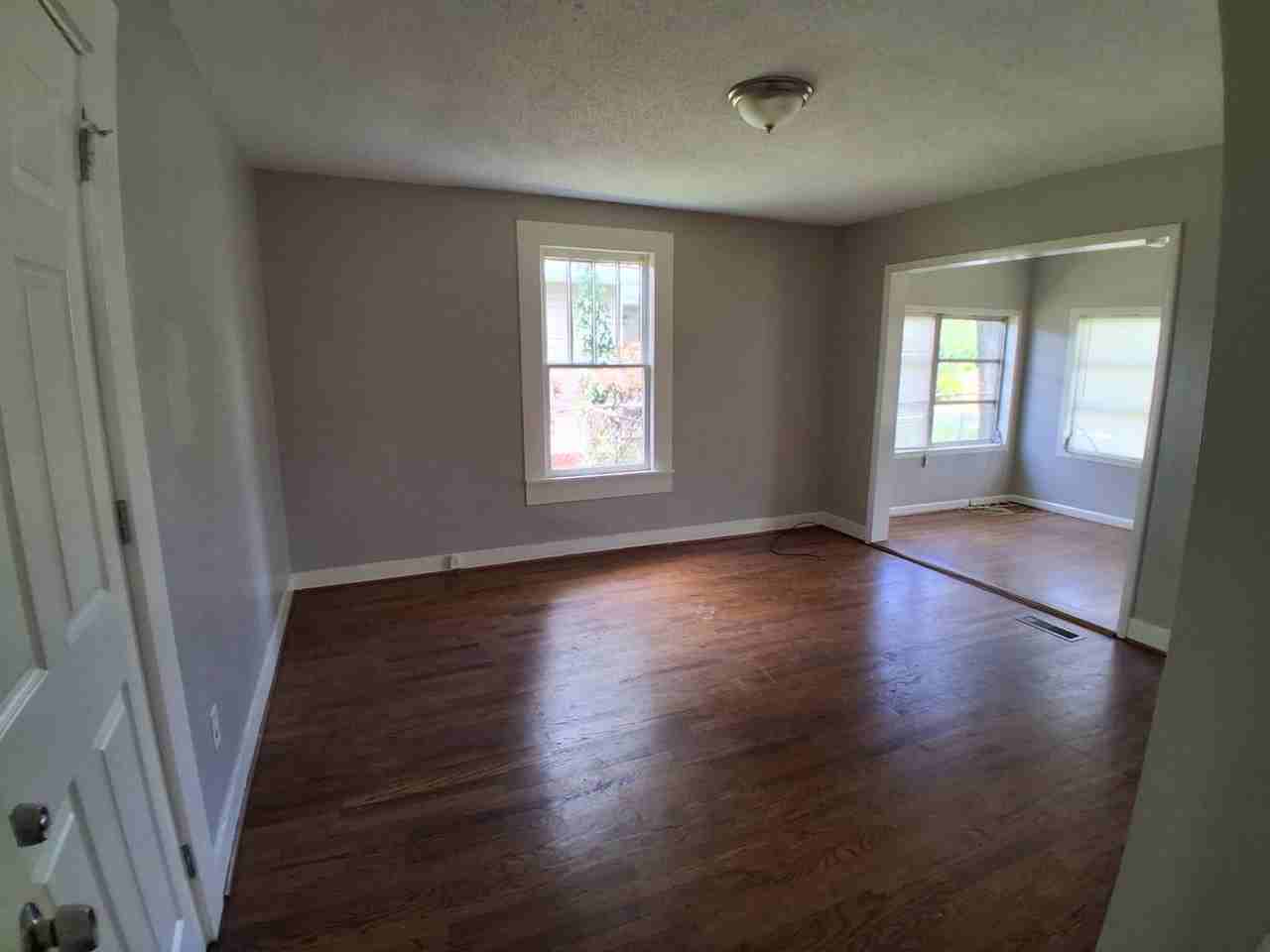 605 605 Jerry D Coleman Street - Photo 7 of 8