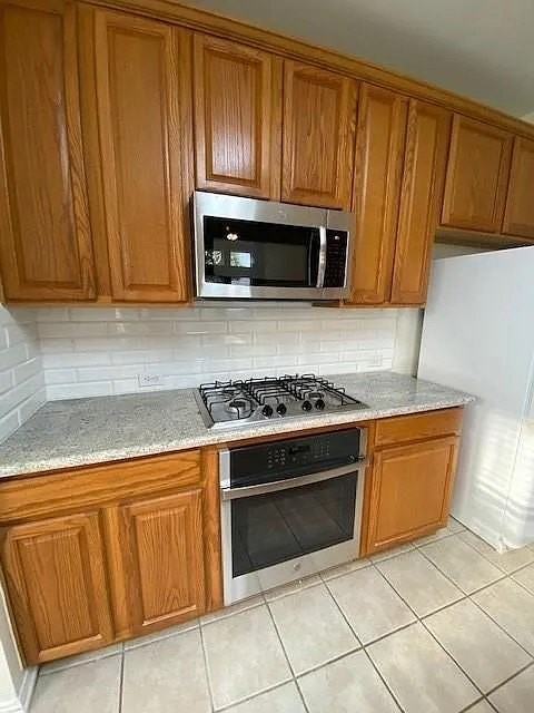 4437 Ridge Point Ln - Photo 6 of 26