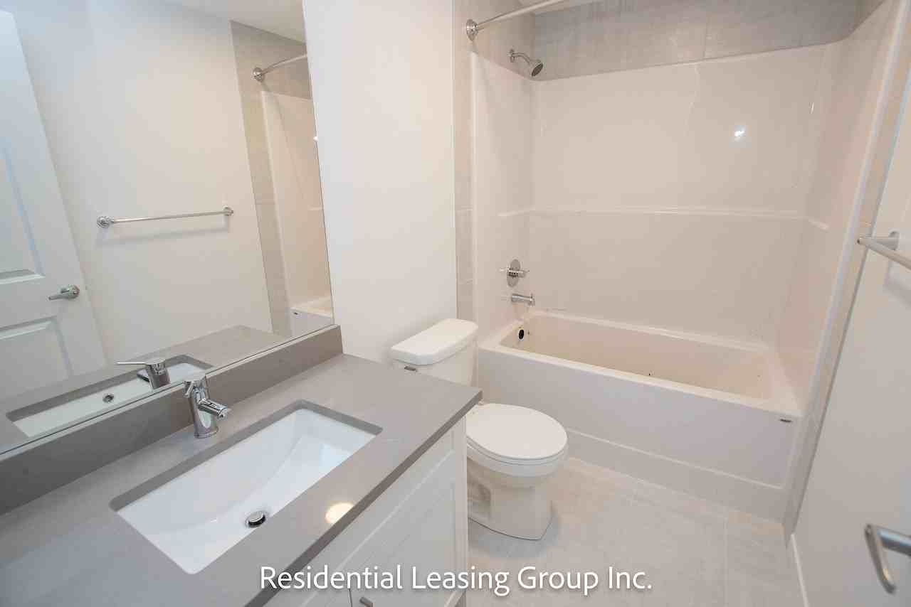 1707 32 St Sw - Photo 7 of 8