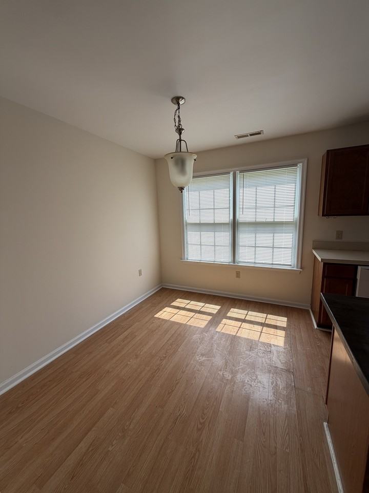 808 Hammond St #1 - Photo 7 of 16
