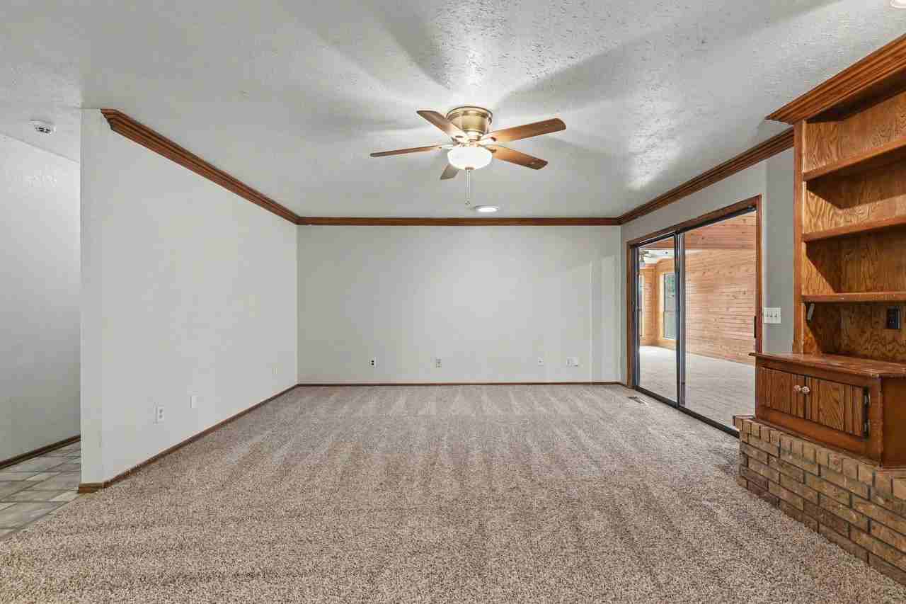 3801 Western Heights Ave #1 - Photo 6 of 36