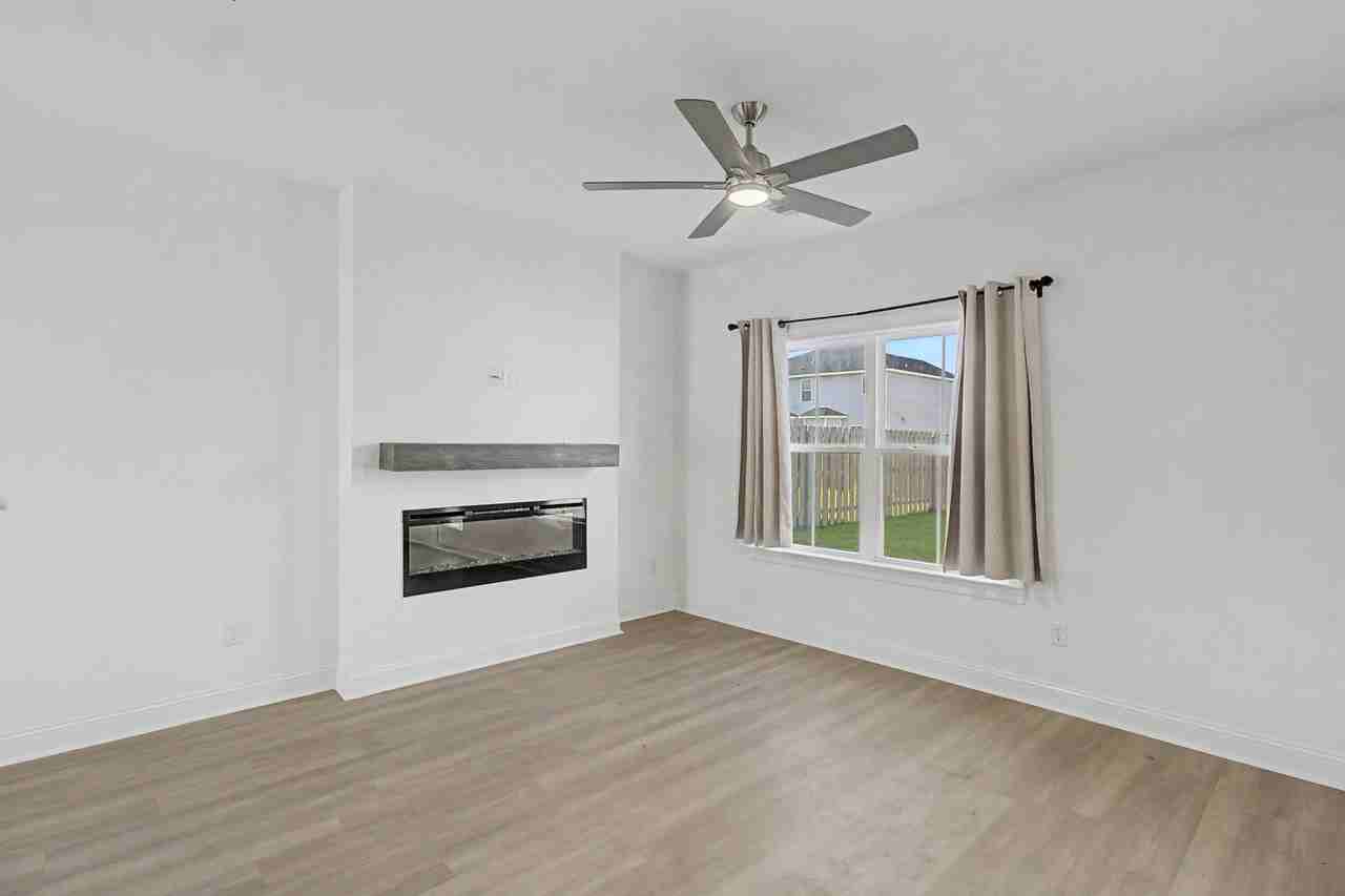 248 Buckingham Dr #1 - Photo 5 of 34