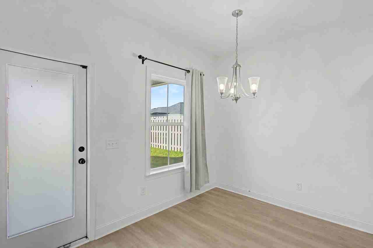 248 Buckingham Dr #1 - Photo 6 of 34