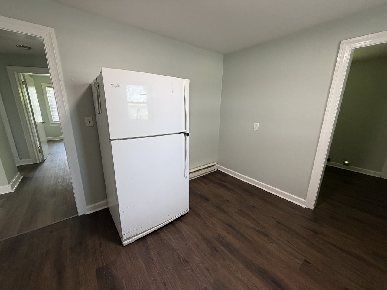 225 Ohio Ave #1 - Photo 5 of 10