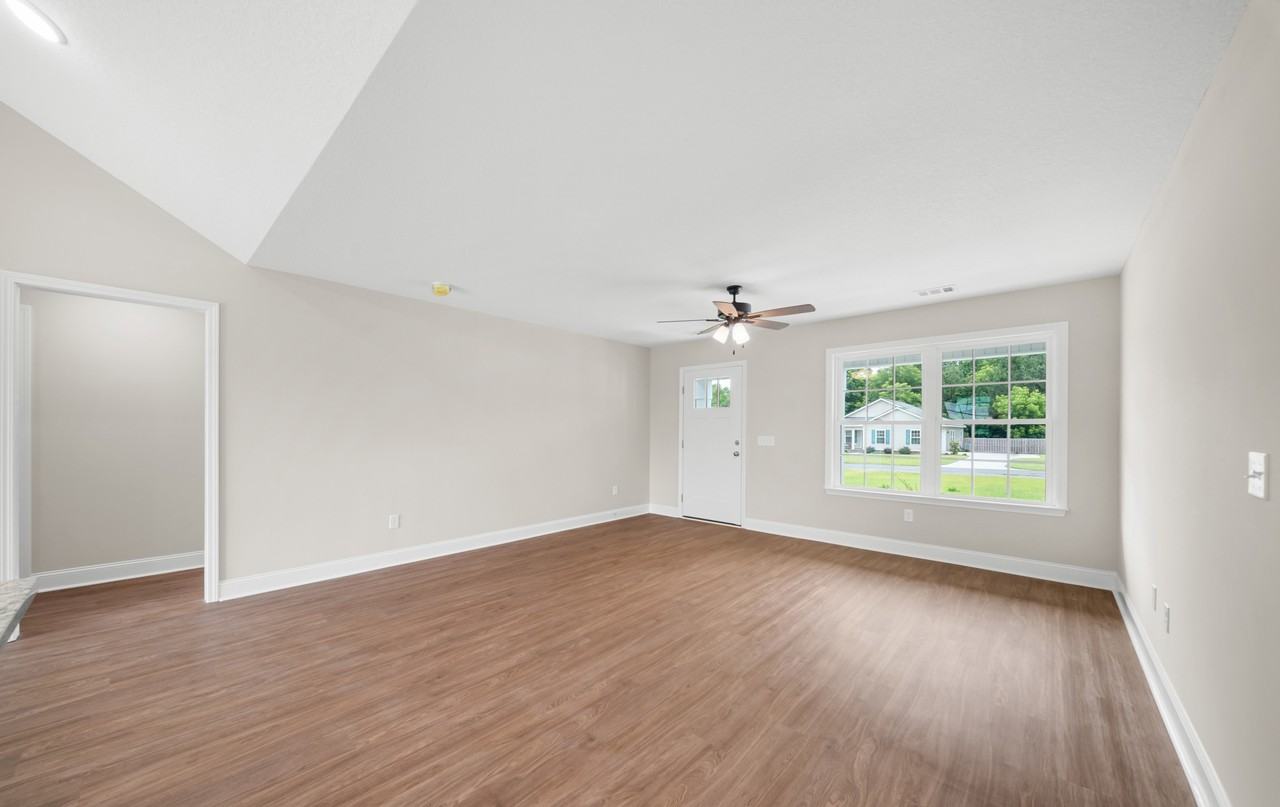 106 Enclave Ct #1 - Photo 4 of 11