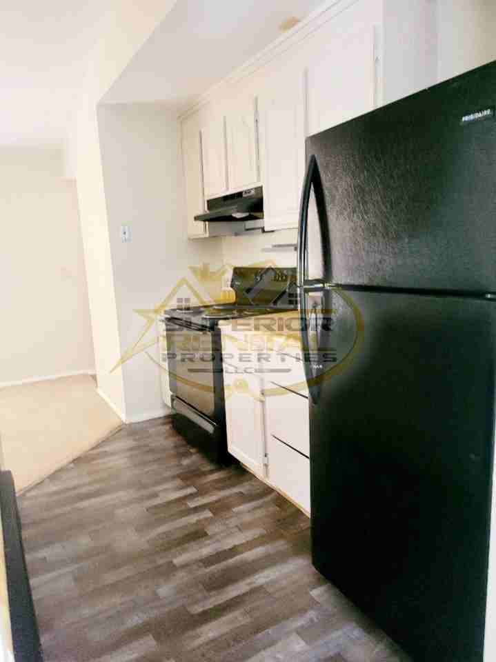 109 Forestview Cir #1 - Photo 4 of 42