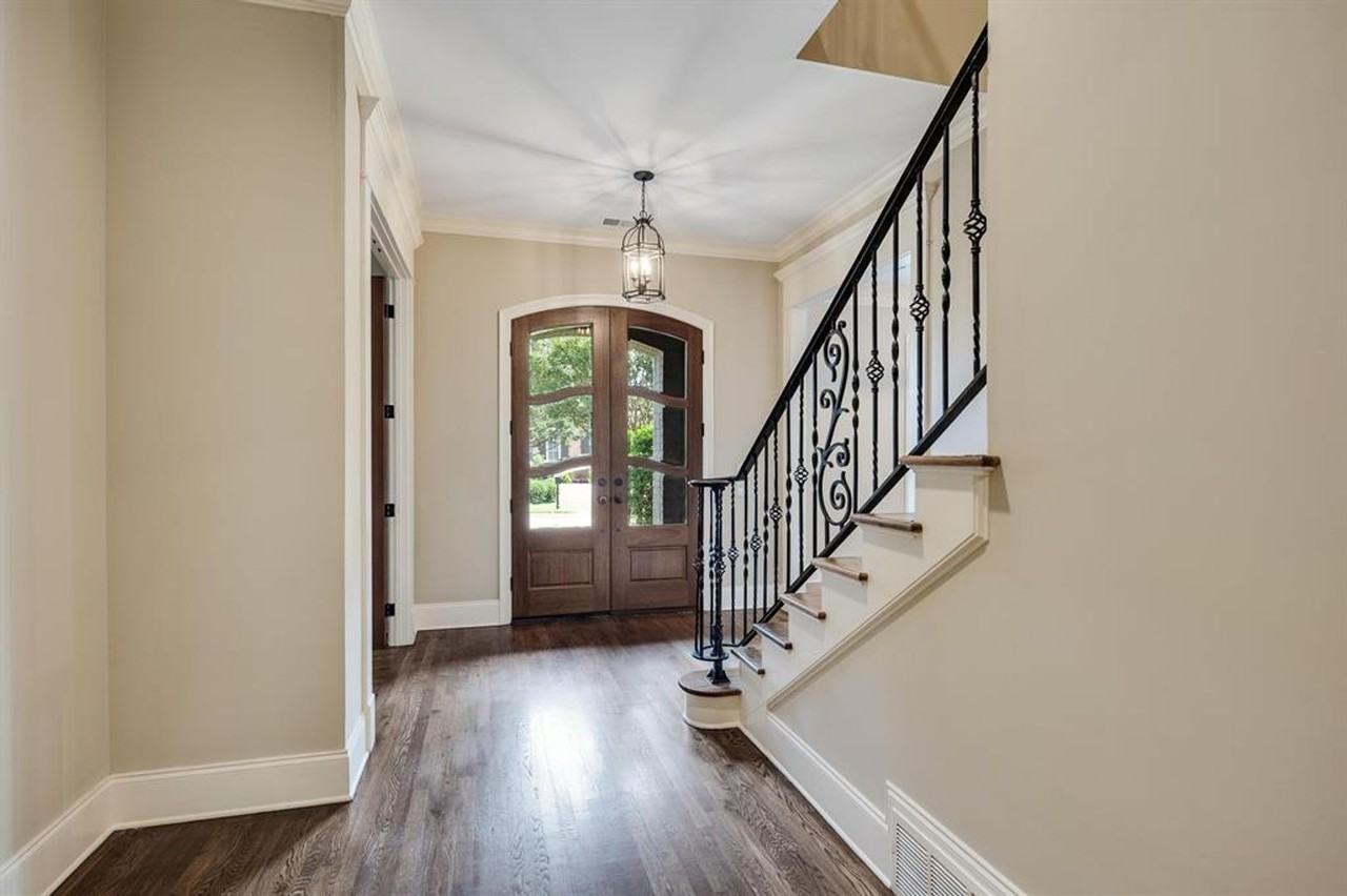 6597 Heronswood Cv - Photo 4 of 29