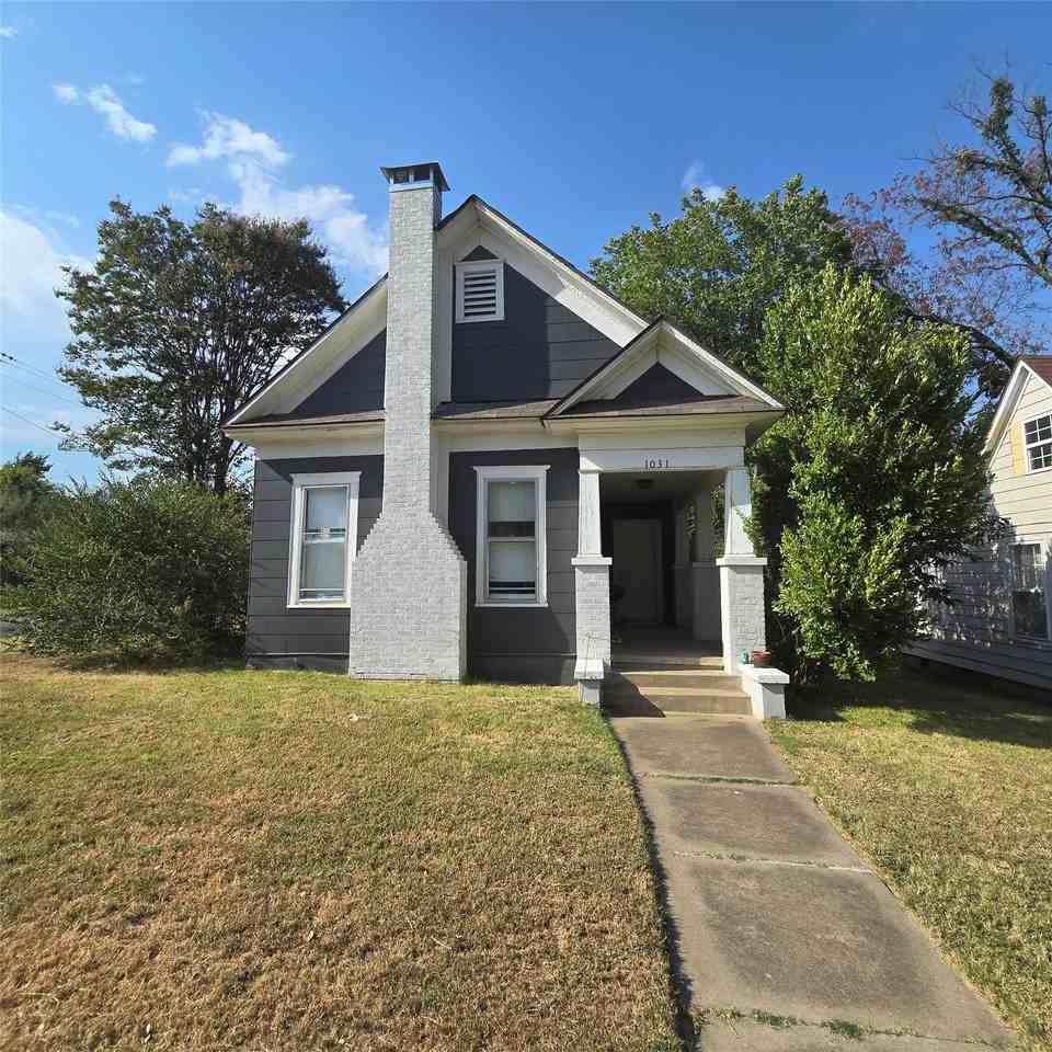 1031 W Morgan St - Photo 6 of 9