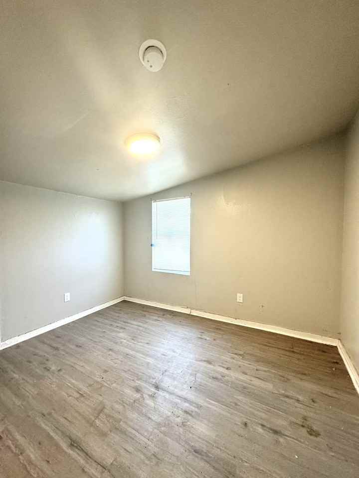 3009 S Harrison St #1 - Photo 3 of 4