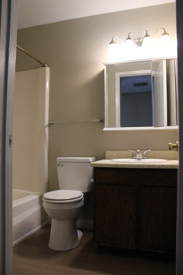 2404 West Ave 3 #3 - Photo 6 of 15