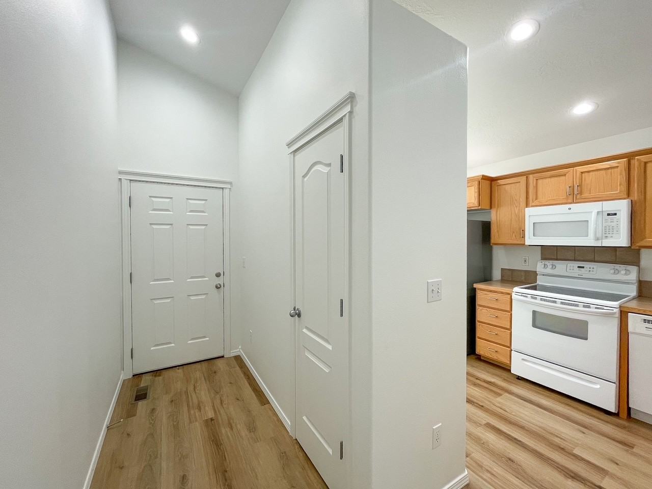 10826 Hackberry St #1 - Photo 7 of 27
