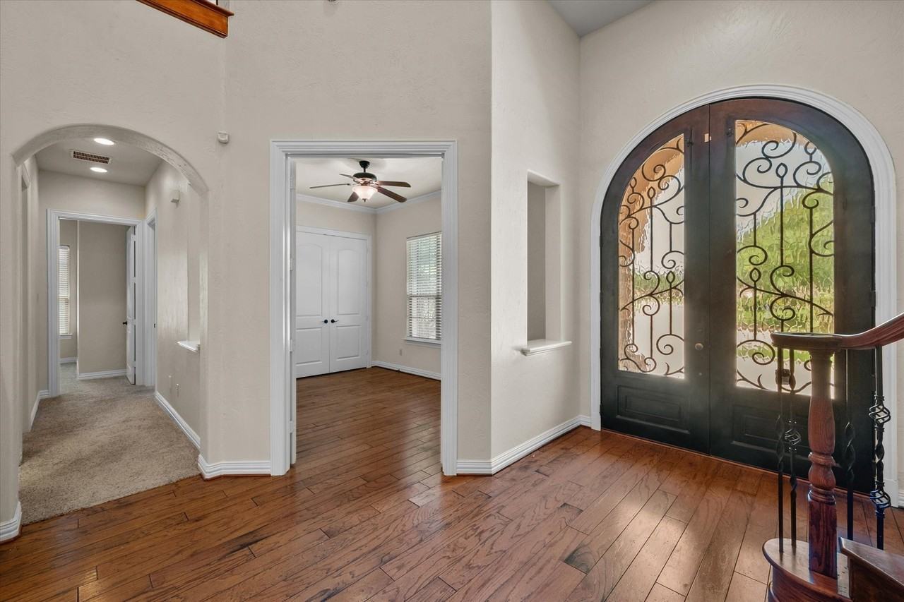 3325 Vista Lake Cir - Photo 4 of 40