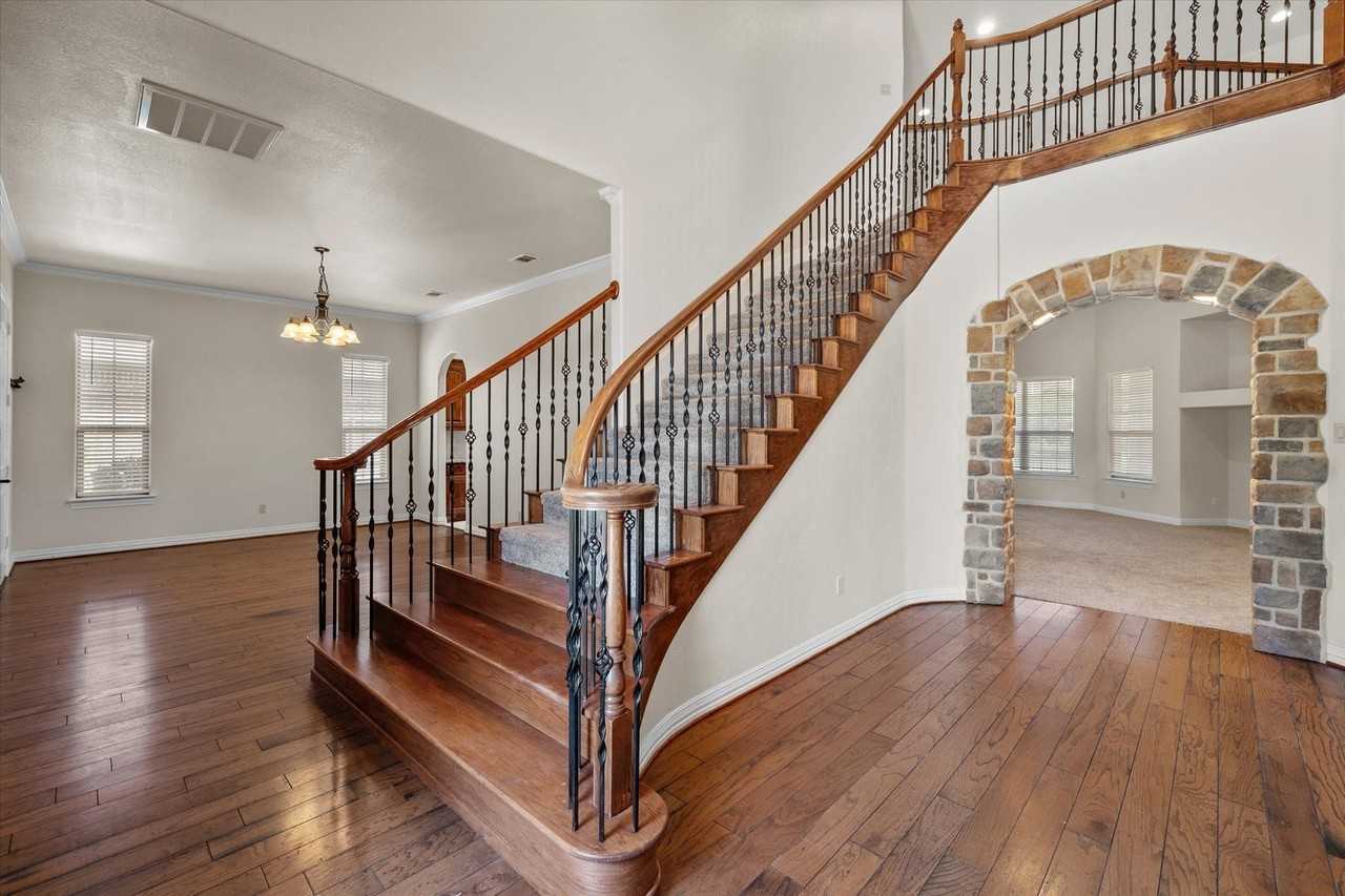 3325 Vista Lake Cir - Photo 5 of 40