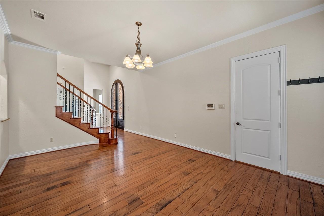 3325 Vista Lake Cir - Photo 6 of 40
