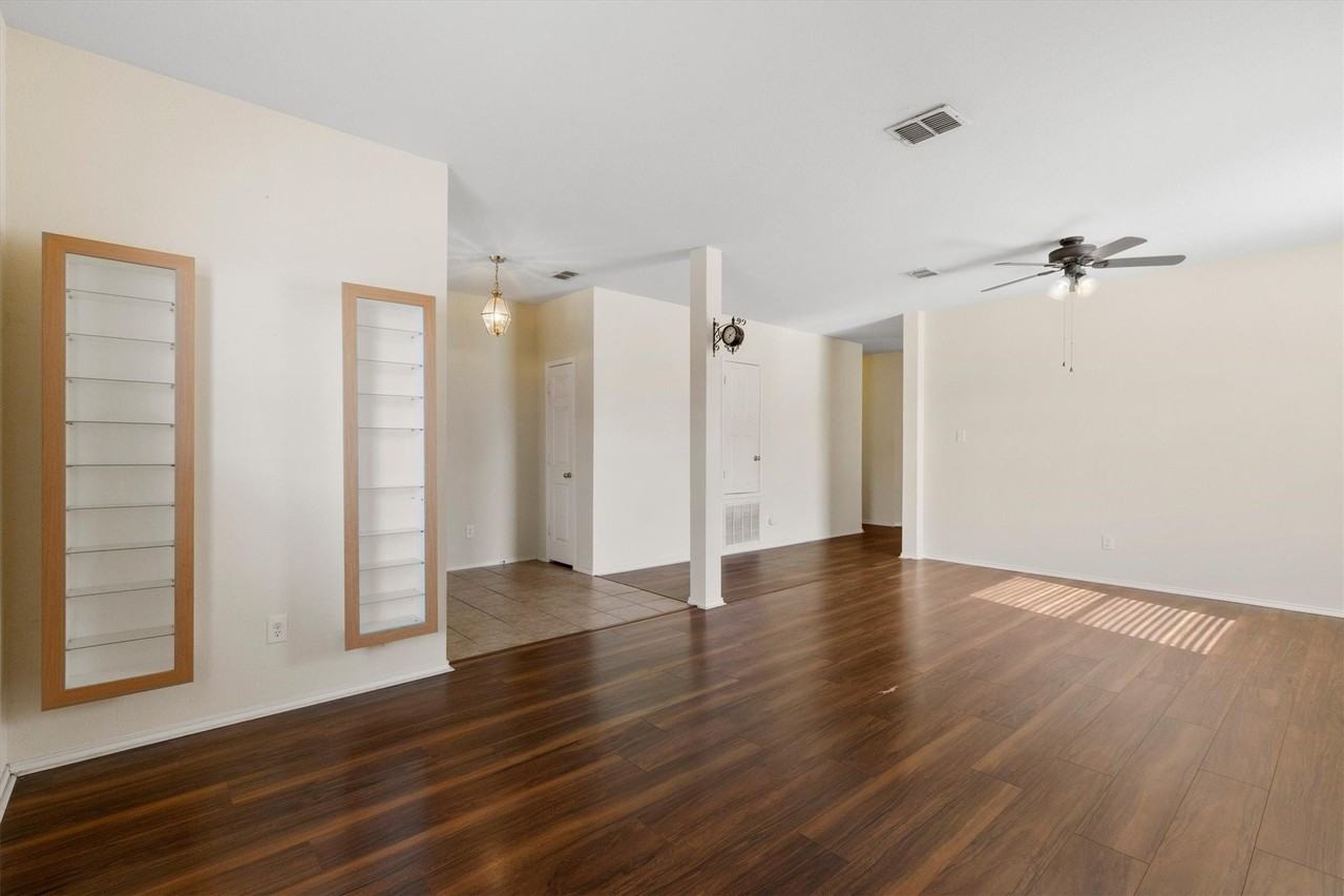 3101 Paradise Valley Dr - Photo 3 of 23