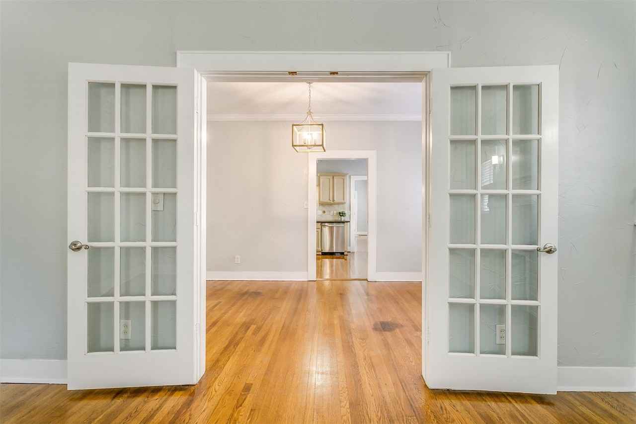 3126 Wabash Ave - Photo 7 of 36