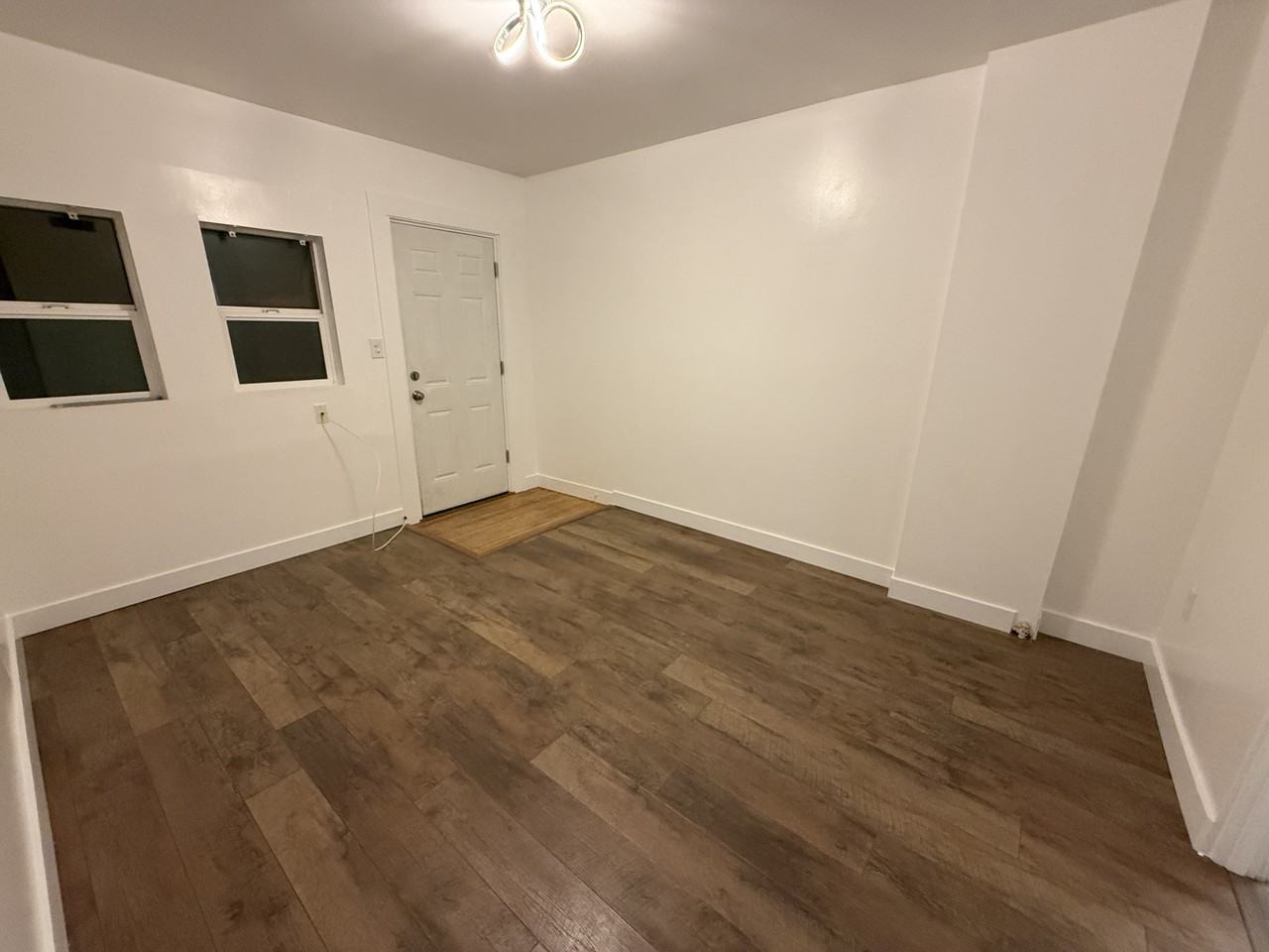 1823 1st Ave S #4 - Photo 2 of 11