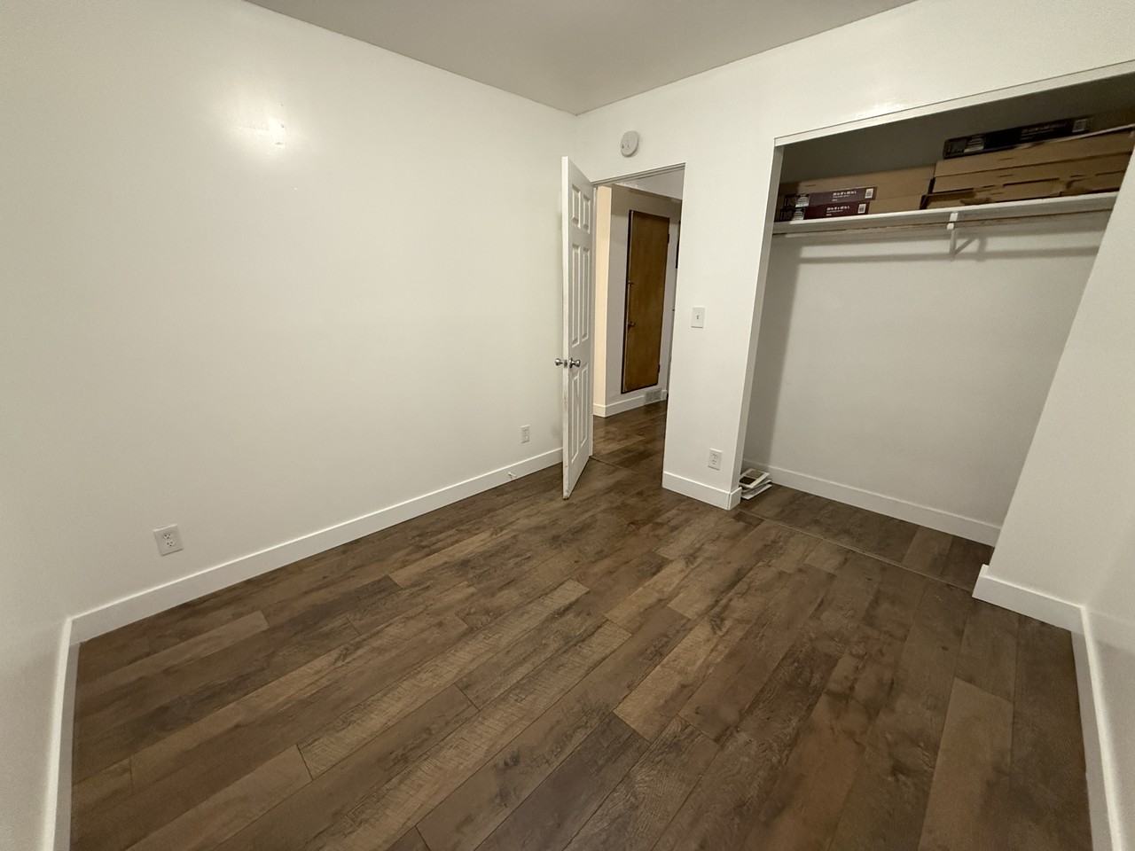 1823 1st Ave S #4 - Photo 5 of 11