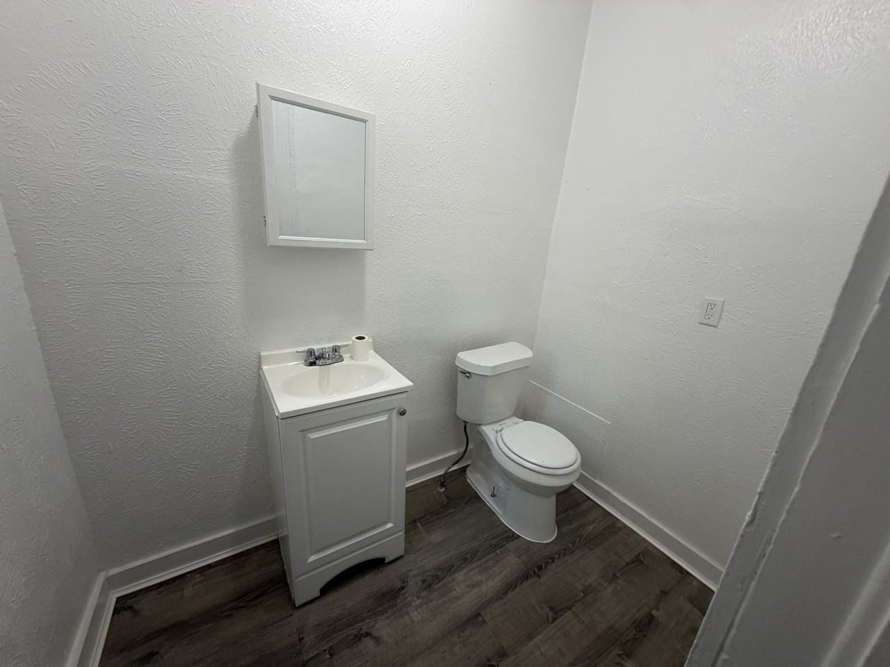 1515 E 81st St #1 - Photo 5 of 22