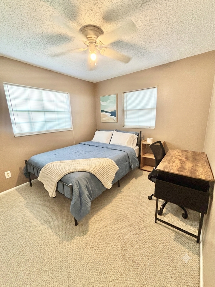 12760 116th Ln #1 - Photo 2 of 18
