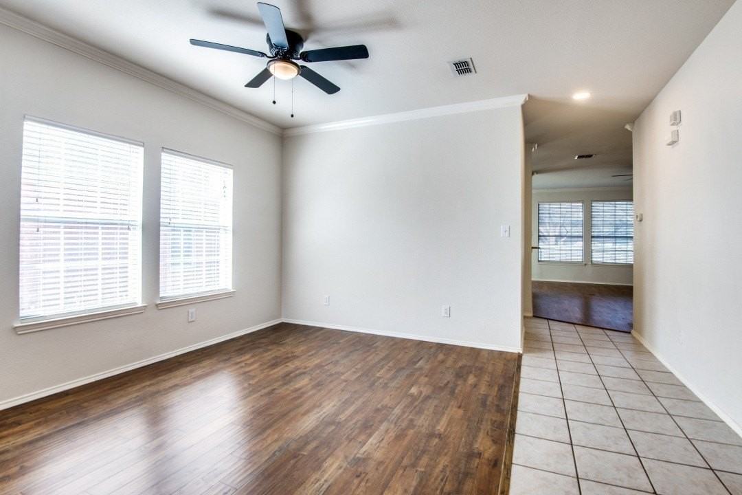 5121 Timber Park Dr - Photo 5 of 25