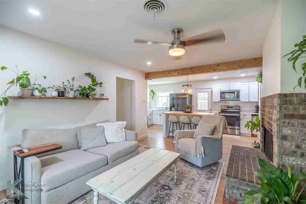 1430 Westview Dr - Photo 6 of 27