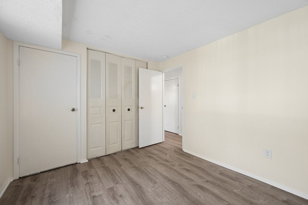 501 Heather Ridge Dr #D - Photo 6 of 11