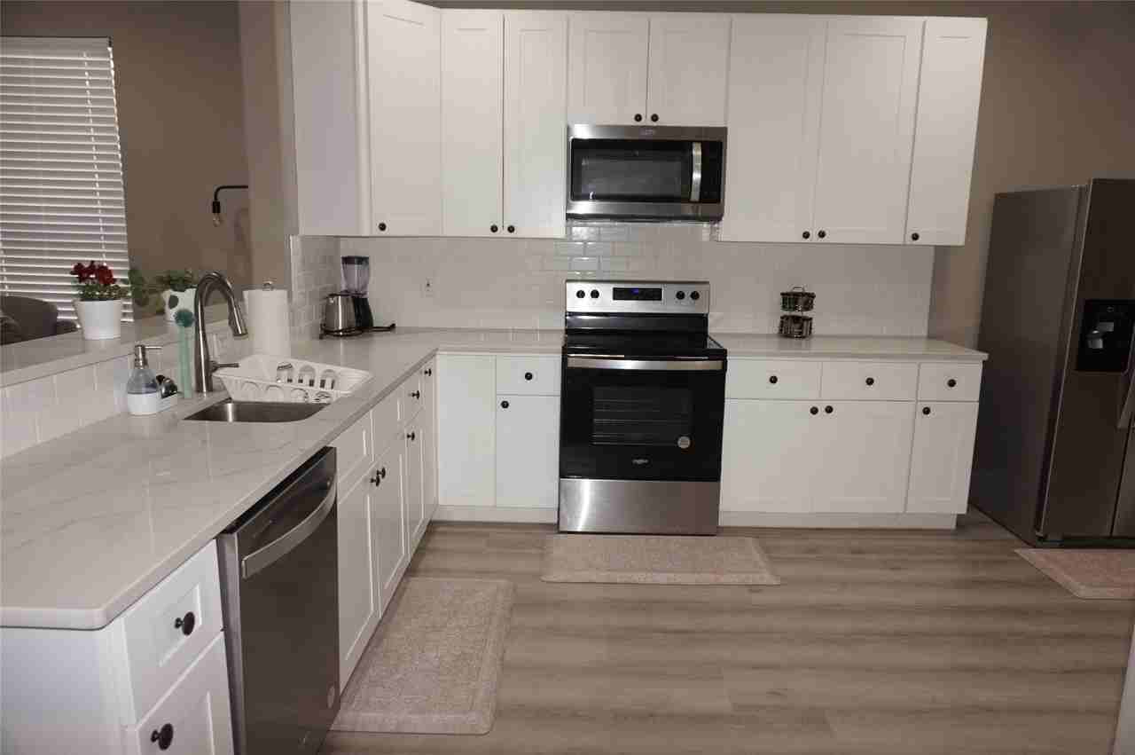 4819 Baldwin St - Photo 3 of 12
