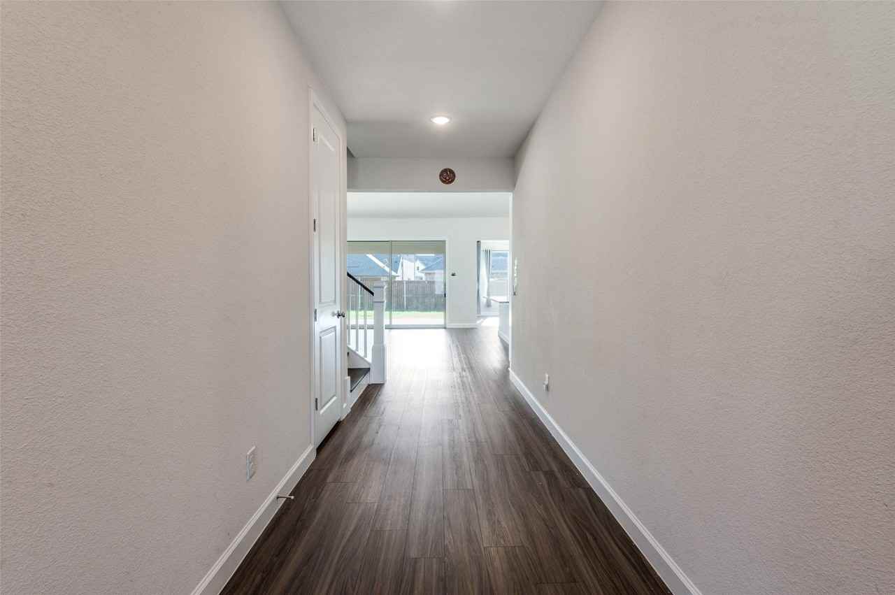 3905 Revard Rd - Photo 2 of 25