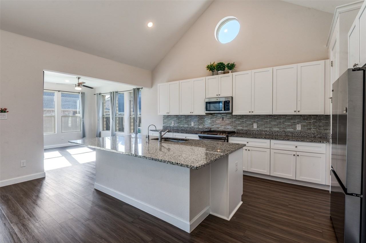 3905 Revard Rd - Photo 6 of 25