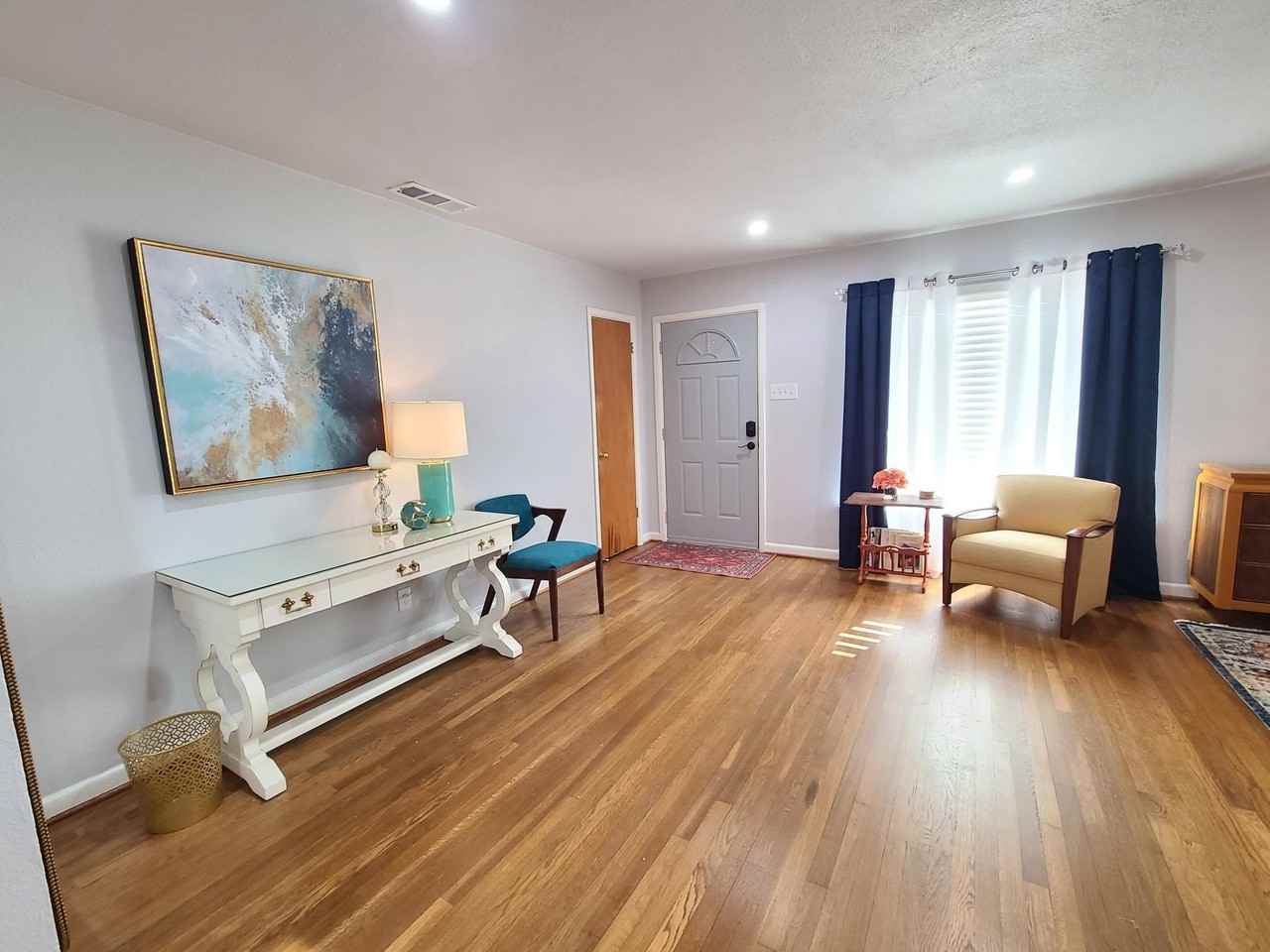 6331 Scyene Rd - Photo 6 of 22