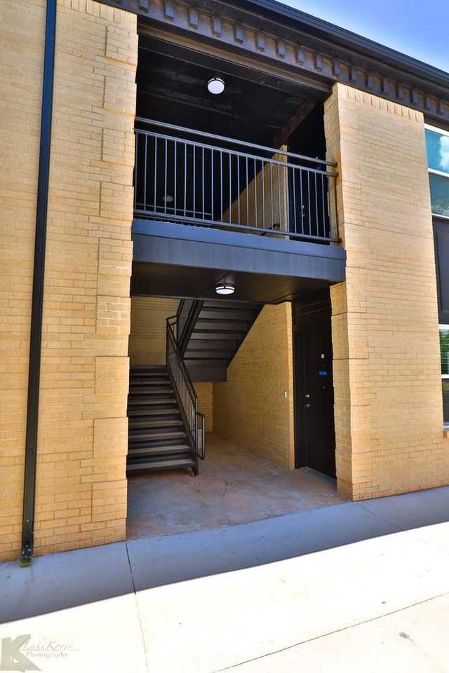 2800 Sayles Blvd #02A - Photo 3 of 24
