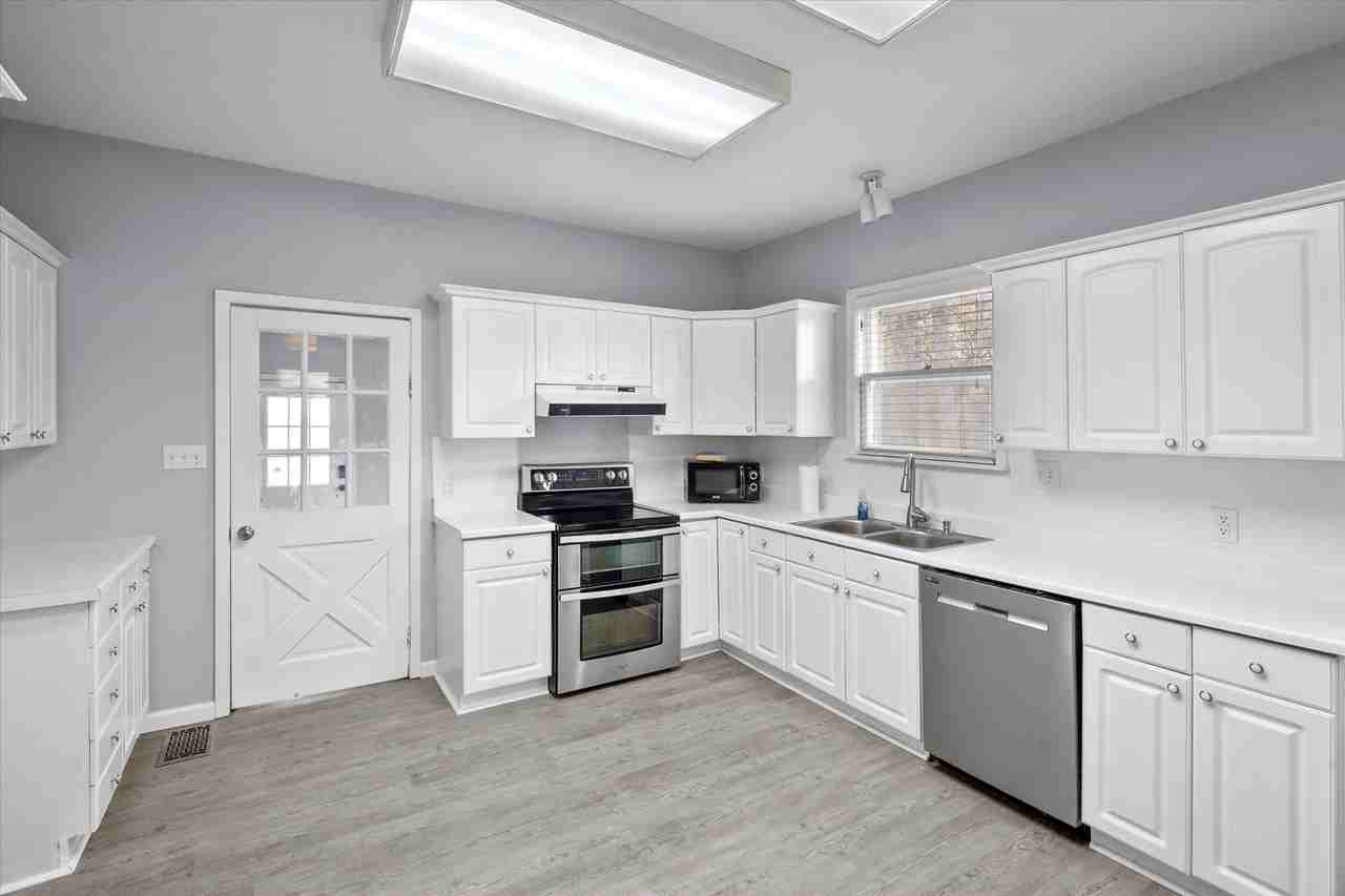 3815 Lucy Trimble Rd - Photo 4 of 37