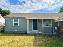 featured image of 1806 Nw Ozmun Ave