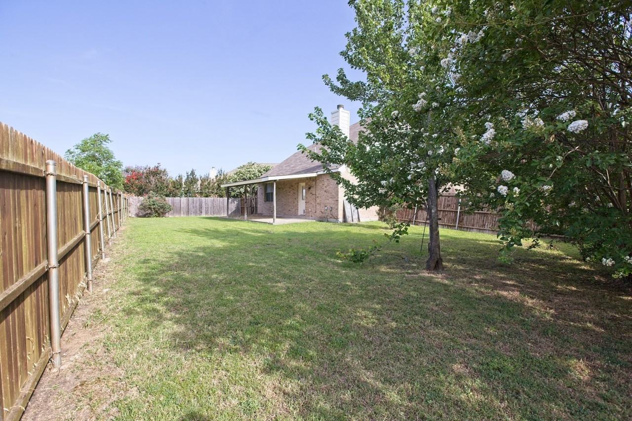 4009 Hidden Meadow Ct - Photo 2 of 40