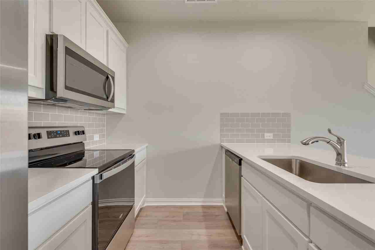 6909 Yellow Hammer Way - Photo 6 of 18