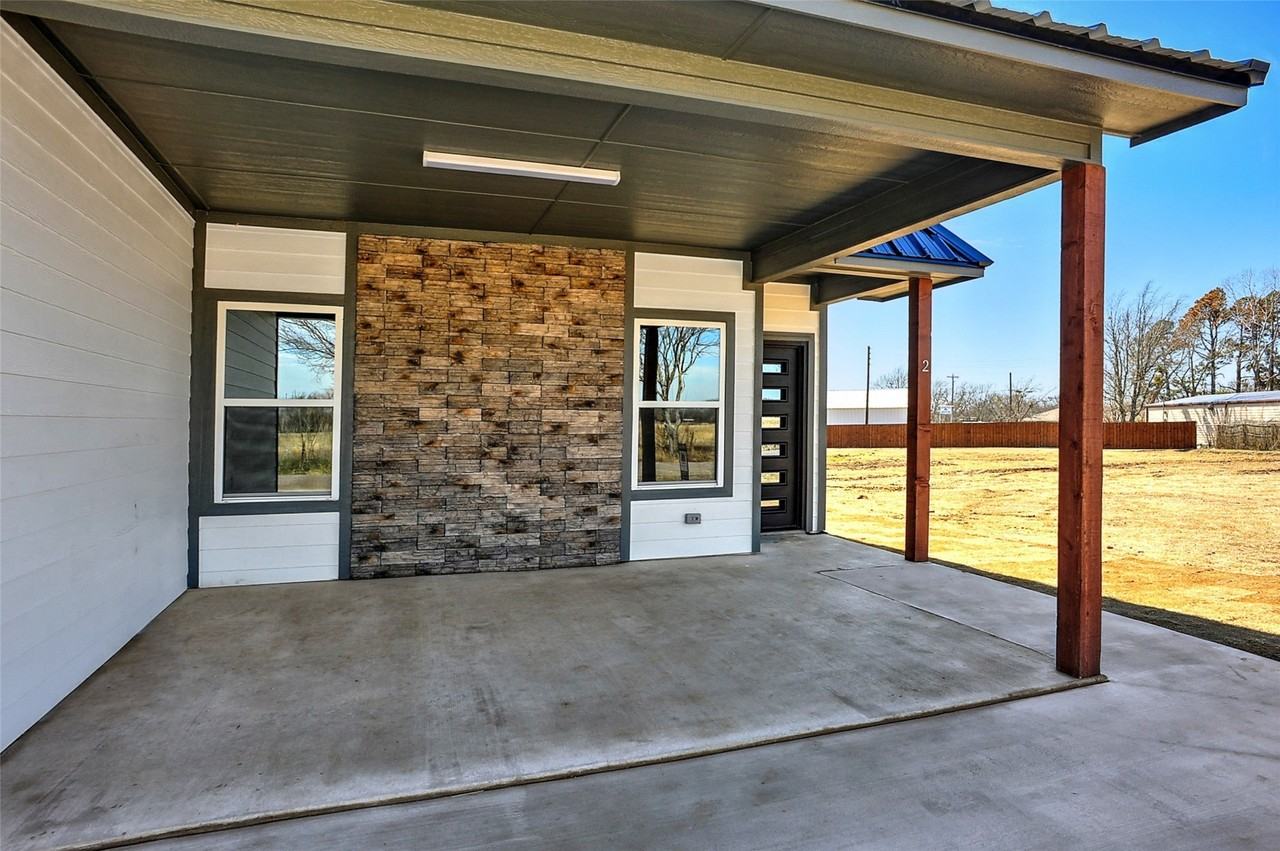 1304 Country Rd #B - Photo 2 of 23