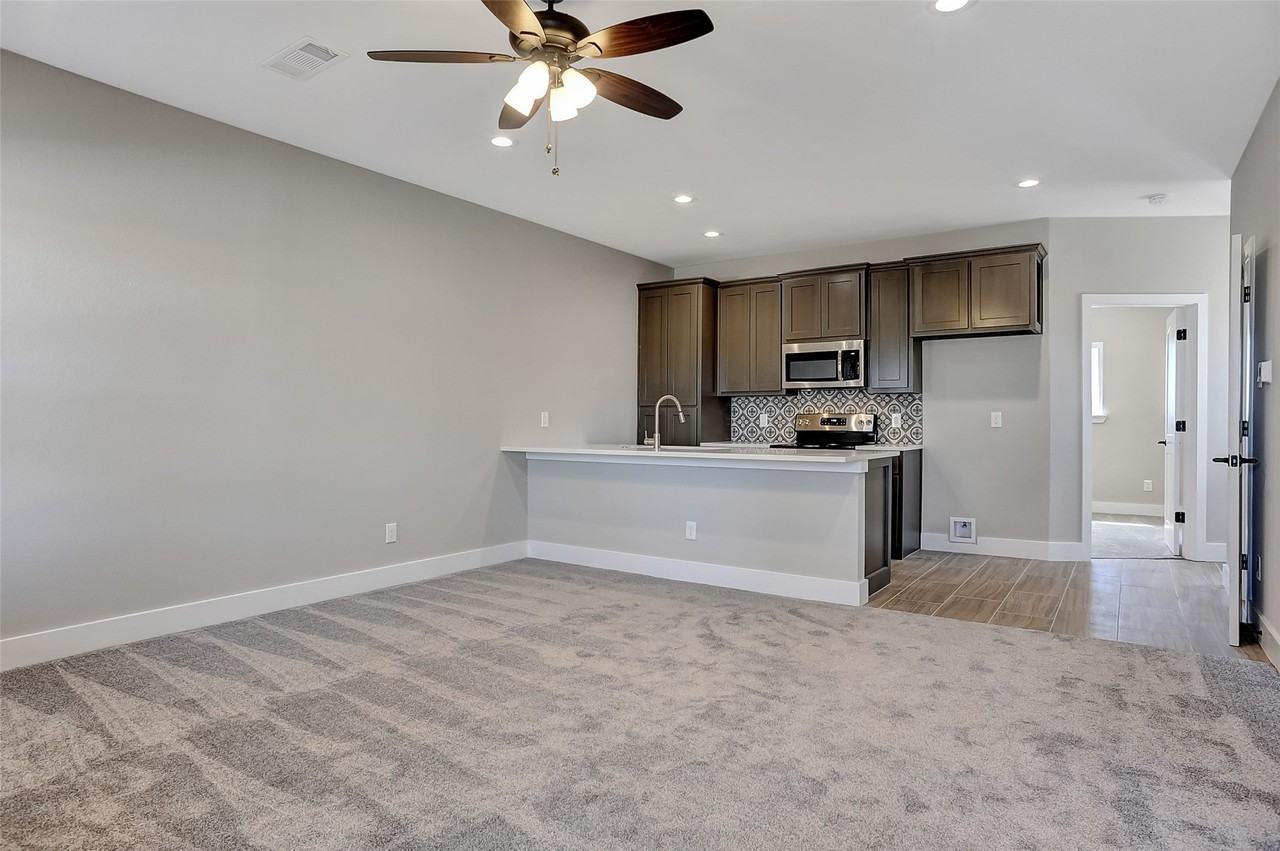 1304 Country Rd #B - Photo 3 of 23