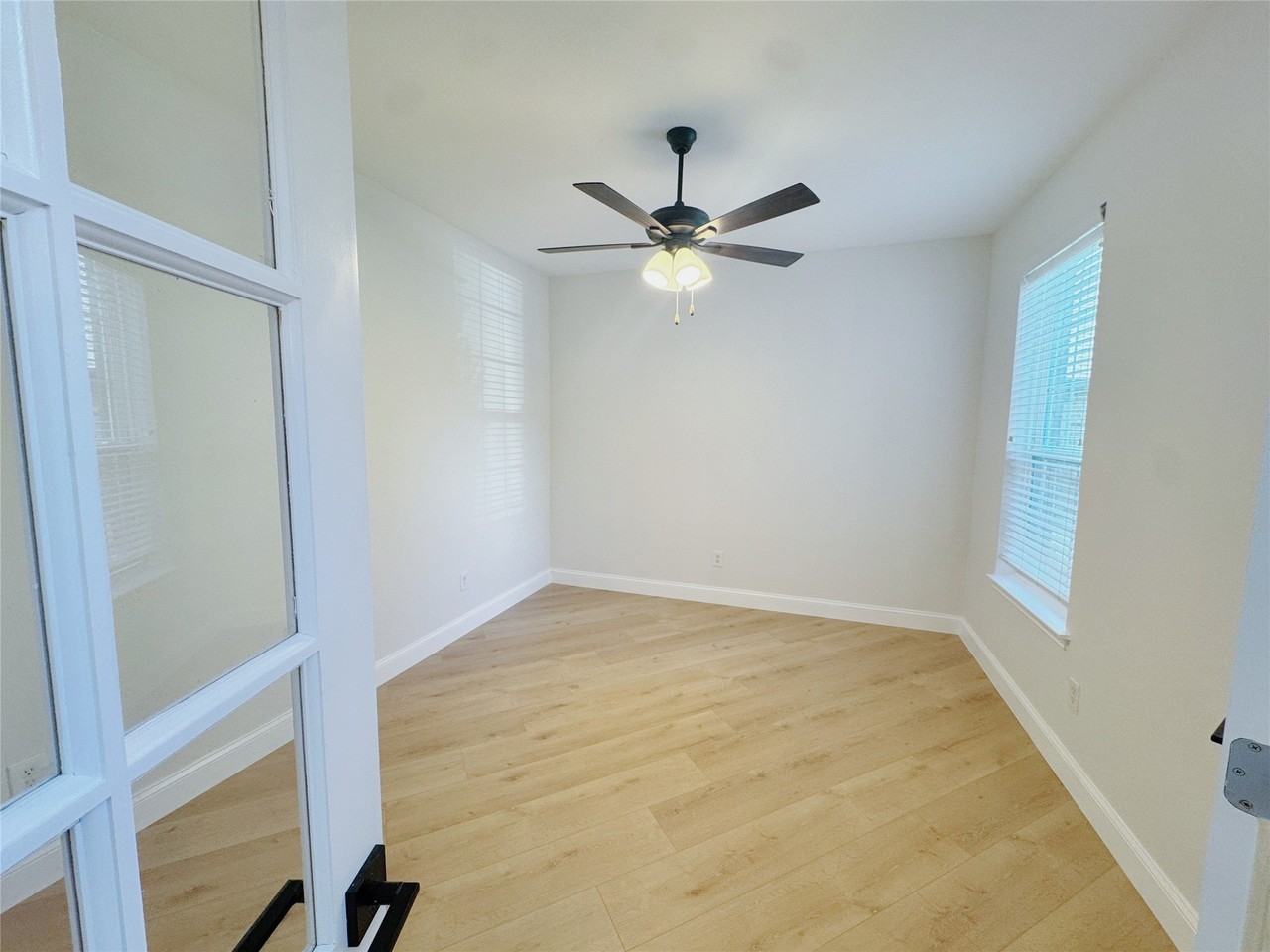 8339 Davis Dr - Photo 5 of 25
