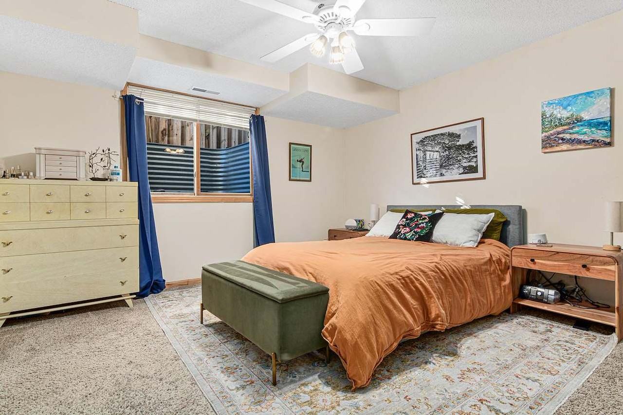 1012 Burgess St #1012 - Photo 6 of 10