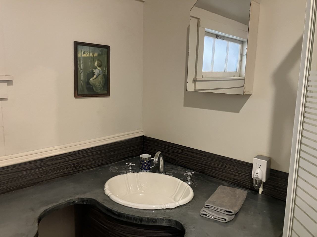 721 Birch St #1 - Photo 6 of 16