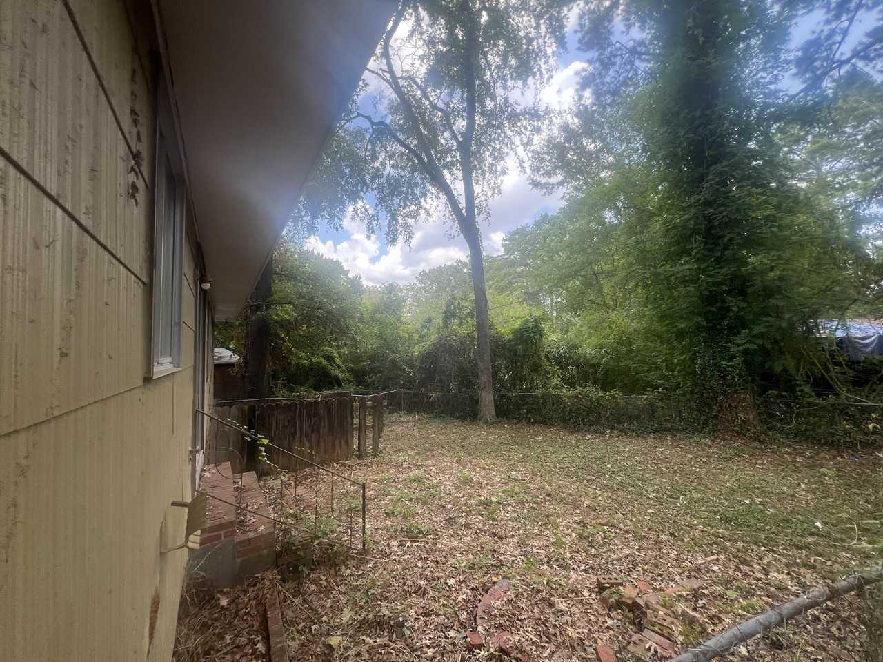 251 Catalina Cir #1 - Photo 2 of 10